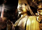 甘丹赤巴 － 宗喀巴法座持有者(藏传佛教格鲁派最高领袖)